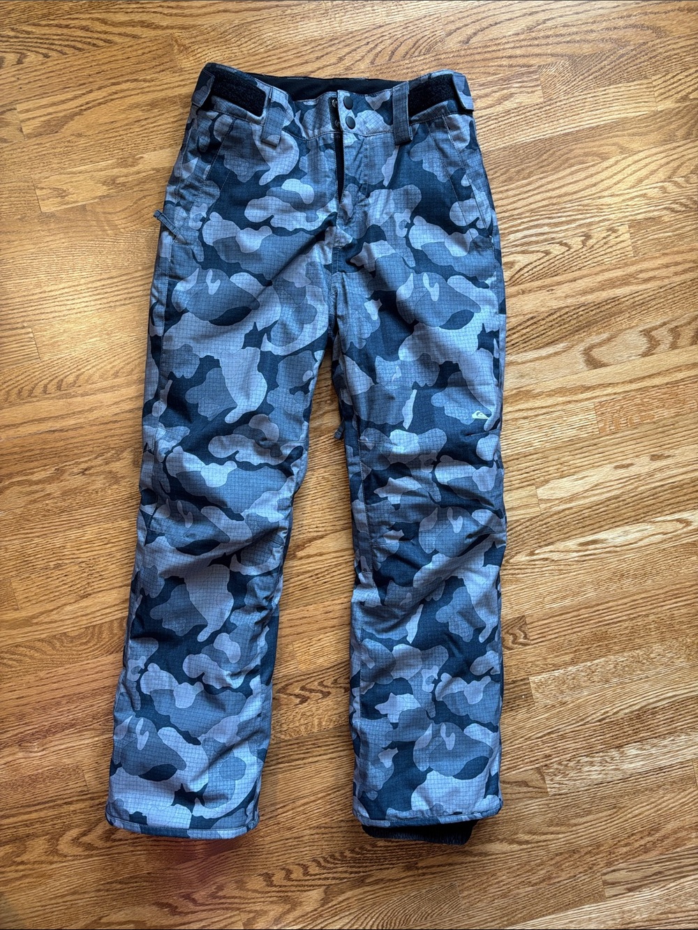 Quiksilver Boys' Gray & Black Camo Snow Pants NWOT